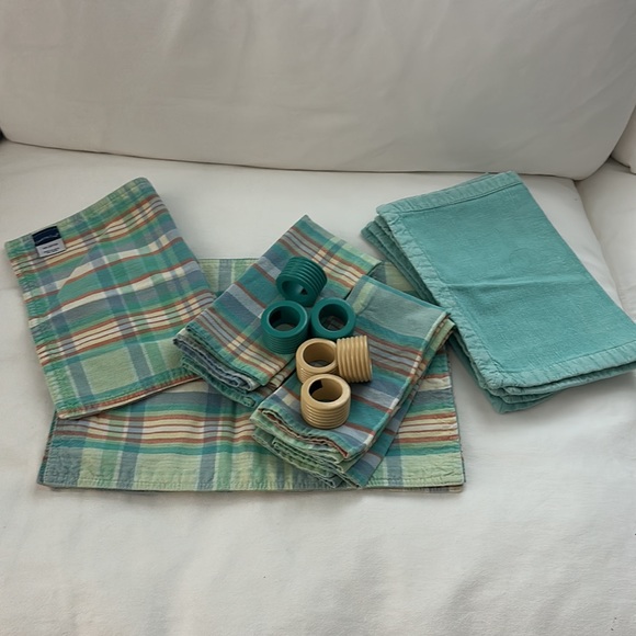 Charter Club π― Cotton Madras Plaid 6 napkins 6 rings 4 placemats EUC ποΈ - Picture 3 of 8